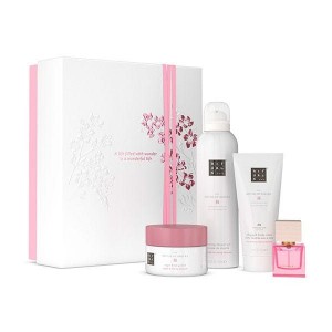Sakura M